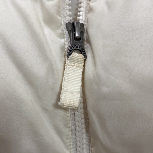 Lands End  Down vest Size S Cream stand up collar back waist detail gorp core - Picture 3 of 8
